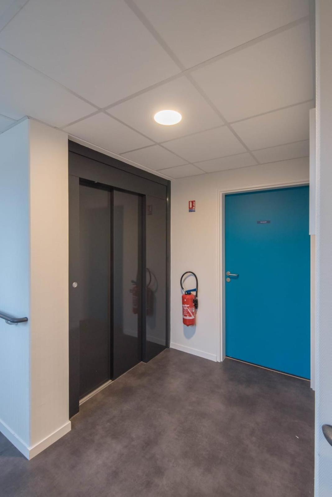 MELANIE - Appartement proche gare, arrivée 24 24 Le Mans Exterior foto
